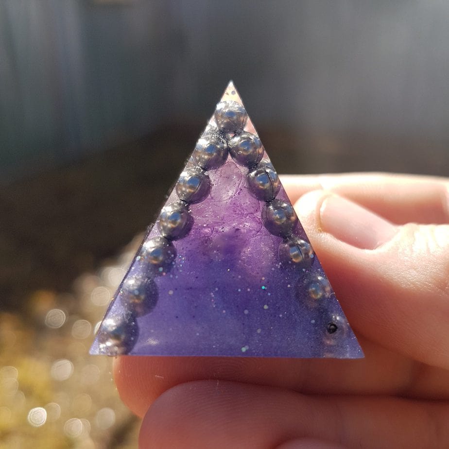 Purple Steel and Amethyst Orgonite Power Pyramid 3cm 1