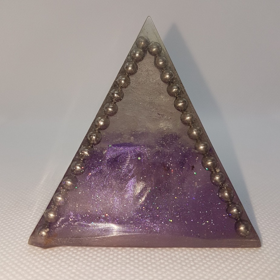 Amethystine Prophesy Amethyst Steel Quartz Orgonite Pyramid 6cm 1