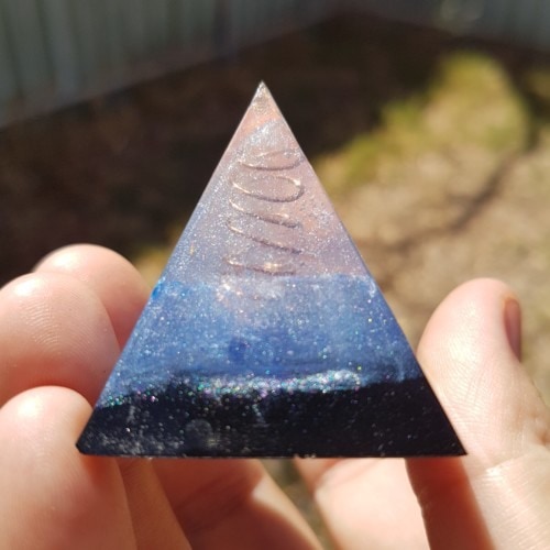 Moonstone Quartz and Shungite OrgoneIt Pyramid 4cm 1