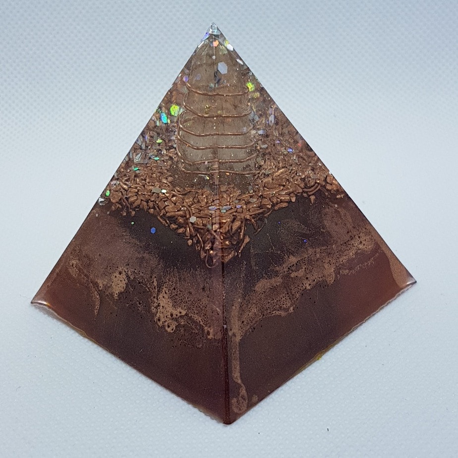 Burnt Embers Orgone Orgonite Pyramid 6cm 1