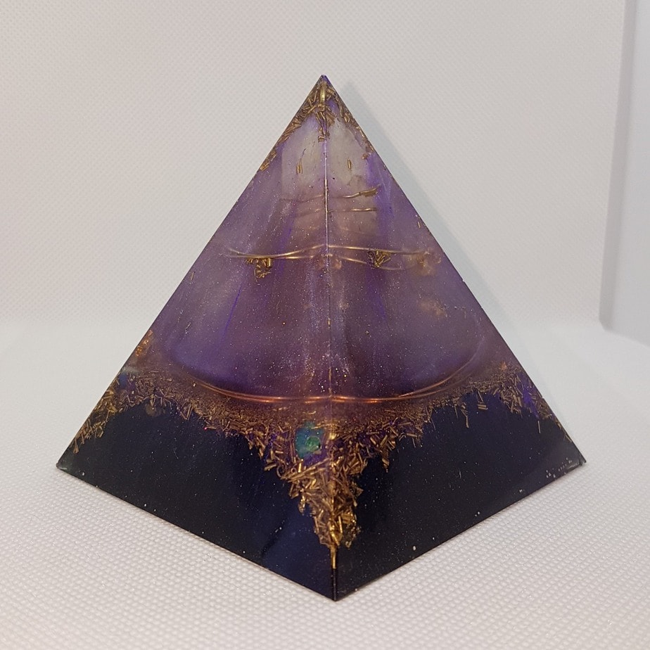 Morphing Nebula Orgone Orgonite Pyramid 9cm
