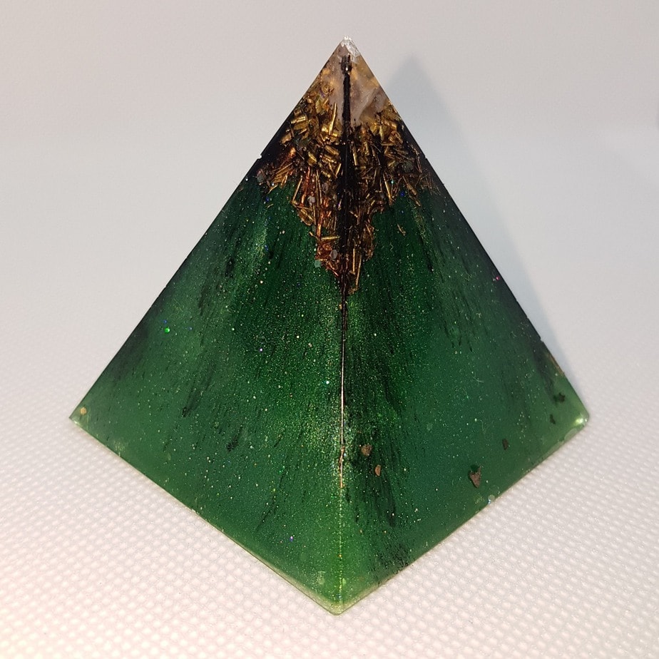 Pushing Through Orgone Orgonite Pyramid 6cm