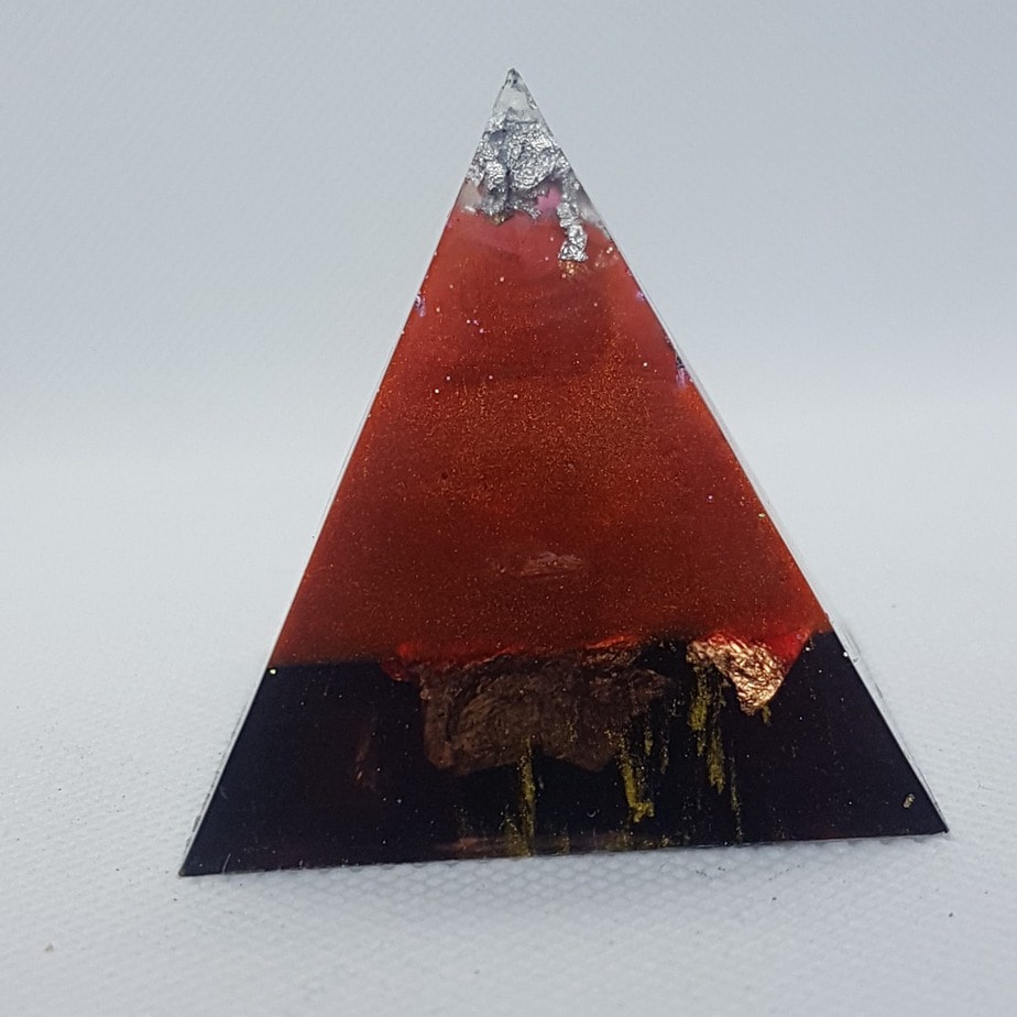 Burnt Island Orgone Orgonite Pyramid 5cm 1