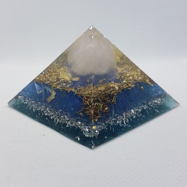 Arctic Blue Pyramid 7cm Giza