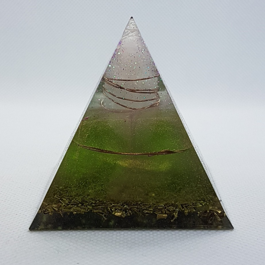 Rosacrucian Orgone Orgonite Pyramid 6cm 2