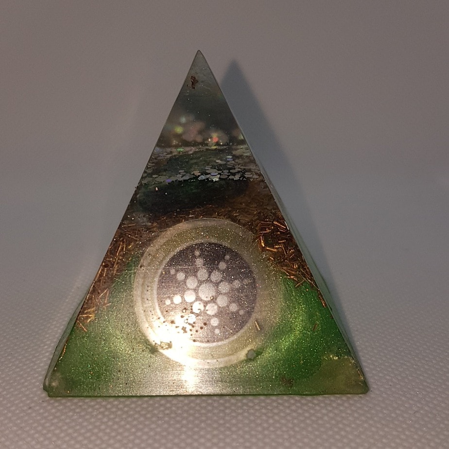 Two Worlds Collide Orgone Orgonite Pyramid 6cm 1