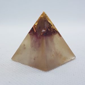 Cherry Blossom Orgoneit Orgonite Pyramid 3cm - Rose Quartzover Gold in an Orgonite of wonder! clear, clarity, focus! and of course may assist with EMF protection