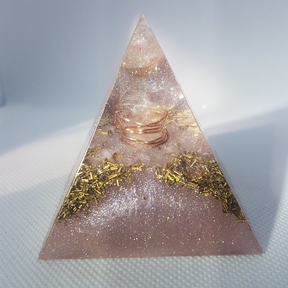 Persephone Orgone Orgonite Pyramid 6cm 1