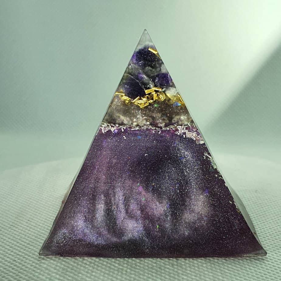 When the World Turns Amethyst Orgonite Pyramid 6cm 1