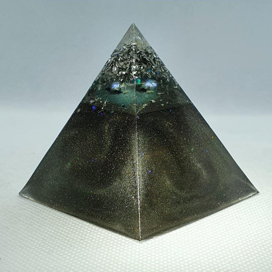 Full Circle Copper Orgonite Pyramid 6cm - Herkimer Diamonds, Amethyst, Brass, Silver and Aluminium over Tourmaline and Copper