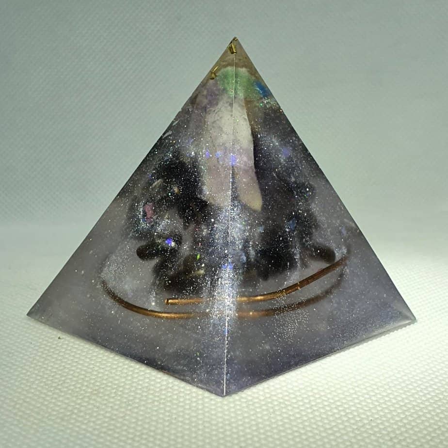 Heighted Power Orgone Orgonite Pyramid 6cm - Radiating hues of purple colour, Rose Quartz, Fluorite and Amethyst with a heart of Jet and Obsidian and Copper