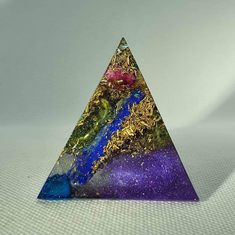 Gravity Lifts Lapis Lazuli Orgone Orgonite Pyramid 5cm 1
