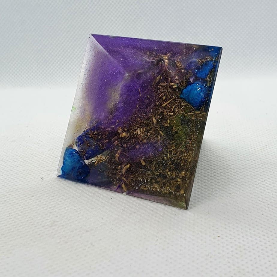 Gravity Lifts Lapis Lazuli Orgone Orgonite Pyramid 5cm 4
