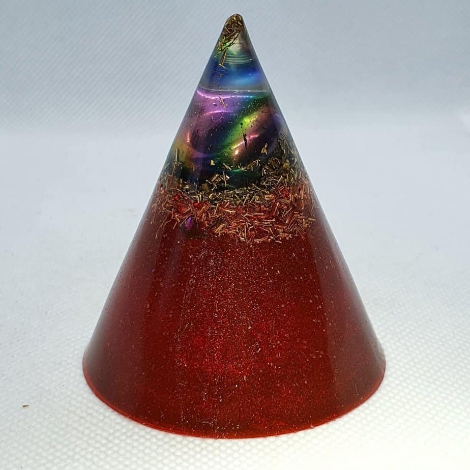 Xena I Orgone Energy Orgonite Cone 6cm - with Herkimer Diamonds and Titanium Aura Quartz, just the right about of bling and peacefulness in an Orgonite