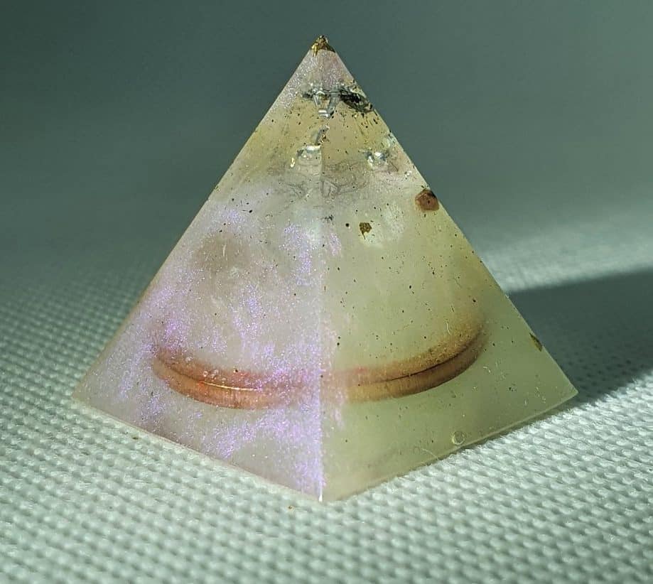 Rings of Saturn Orgone Orgonite Pyramid 3cm - Silver, Herkimer Diamonds, Rose Quartz, and Copper for EMF