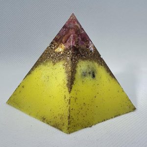 Golden Heart Orgone Orgonite Pyramid 6cm - Pink Tourmaline, Rose Quartz and Fluorite, with a base of Brass, and Black Tourmaline, focus and energy!