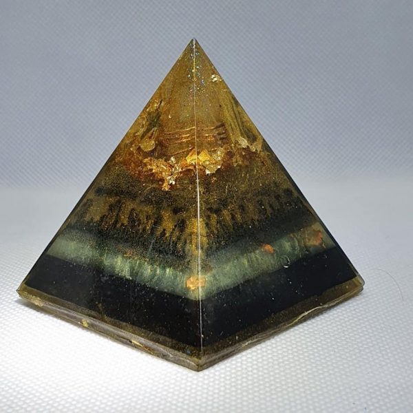 Channels of Time Orgone Orgonite Pyramid 6cm - With Golden hues wrapped Quartz Point, Herkimer Diamonds, Silver, and 24 Carat gold, brass and SHUNGITE to protect and project!
