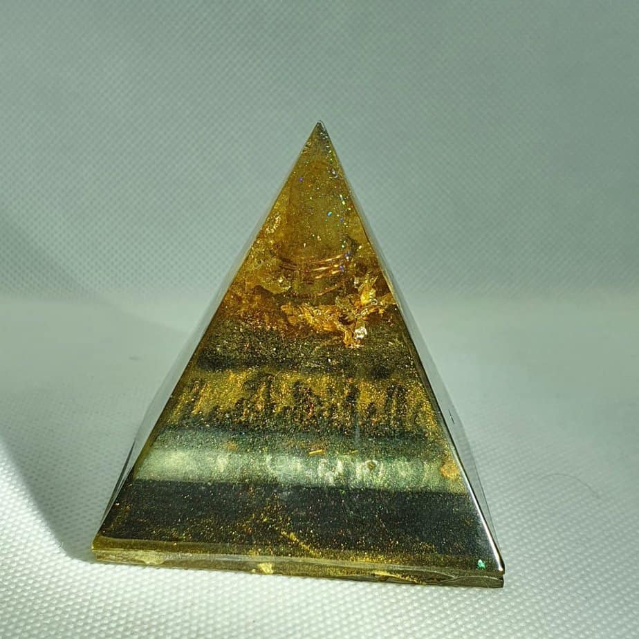 Channels of Time Orgone Orgonite Pyramid 6cm 1