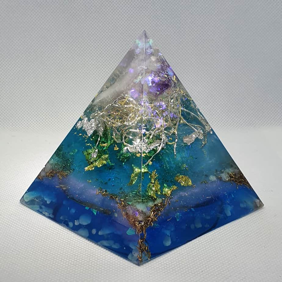 Blue Power Orgone Orgonite Pyramid 9cm - Heart of Amethyst, Herkimer Diamonds, Aquamarines, Celestite and Copper, Brass, Silver and Gold!...for strength and beauty!