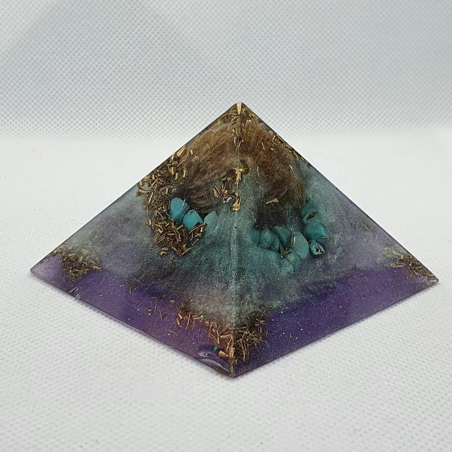 Age of Aquarius II Orgonite Pyramid Mini Giza 7.5cm 2