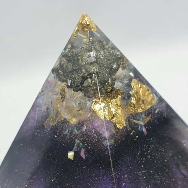 Timeless Earth Orgone Orgonite Pyramid 6cm 5