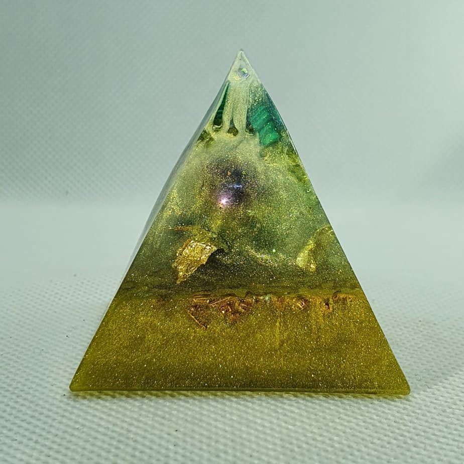 Tranquility Zone Orgone Orgonite Pyramid 5cm 3