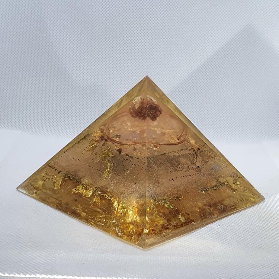 Serenity Orgonite Orgone Pyramid 9.5cm 1