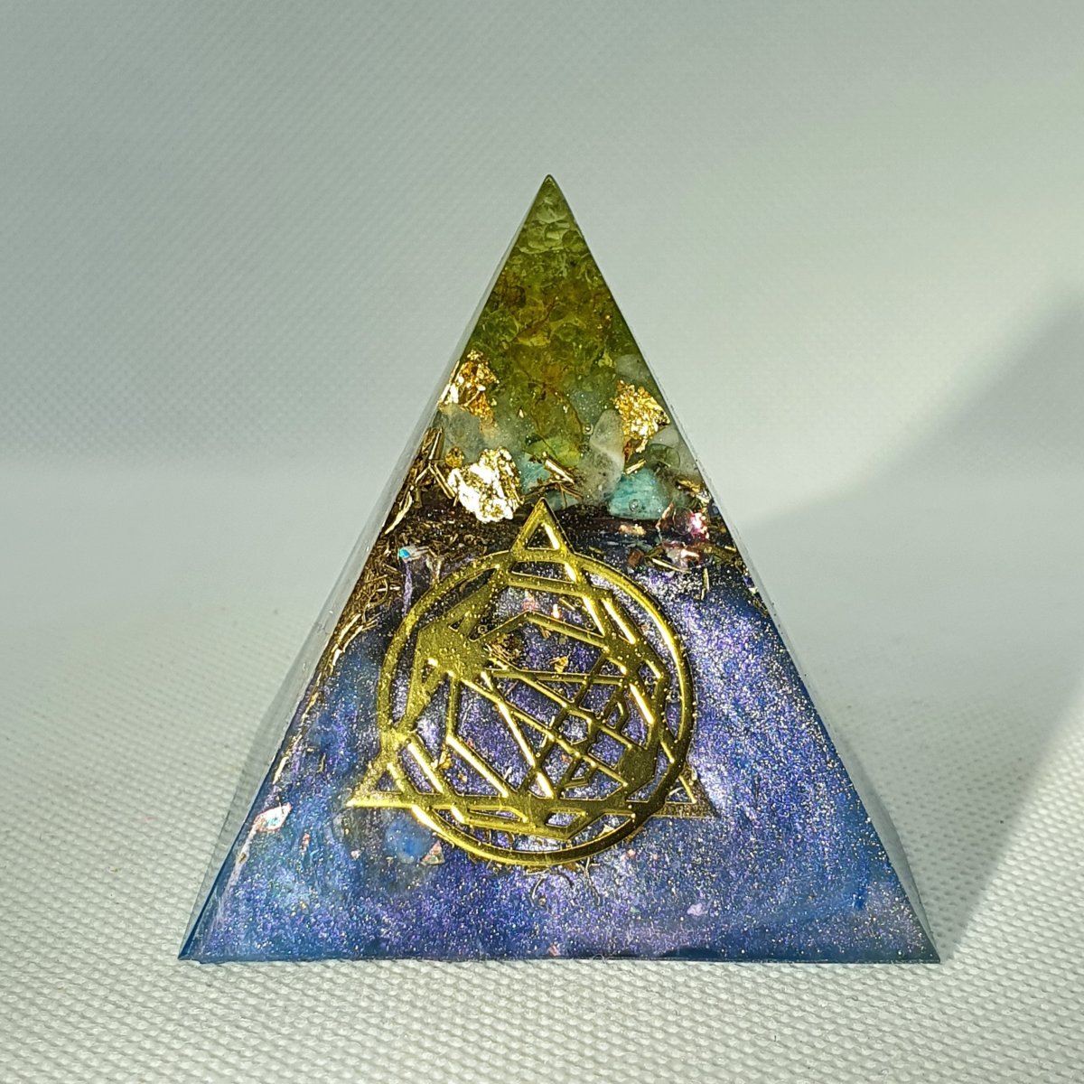 Eye of Protection Turquoise Orgone Orgonite Pyramid 6cm 2