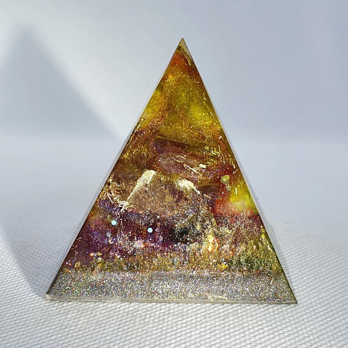 Bringer of Light Orgone Orgonite Pyramid 6cm 2