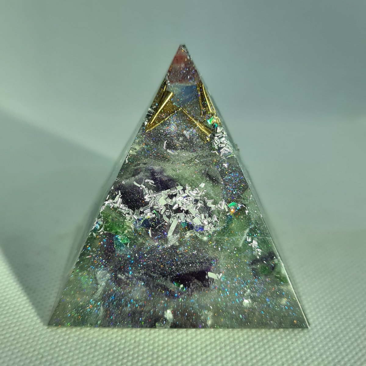Crystal Clear Mind Orgone Orgonite Pyramid 6cm 2