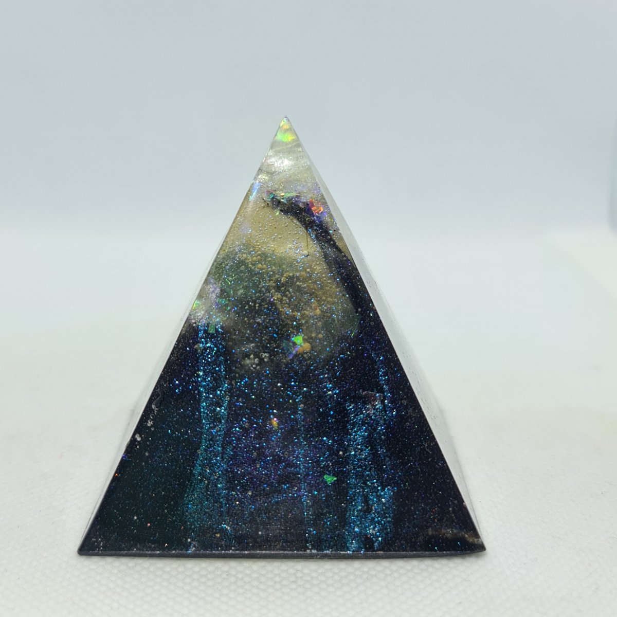 Timeless Creations Orgone Orgonite Pyramid 6cm 2